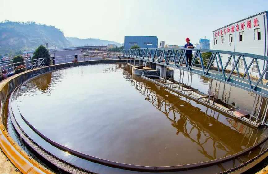 化工廢水處理流程是怎樣的（化工廠(chǎng)污水處理工藝）